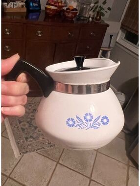 Vintage Corning Ware Blue Cornflower 3-Cup Petite Teapot P-103